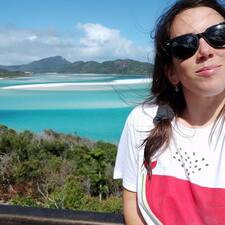 Neus, Airbnb guest
