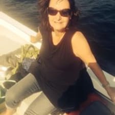 Wendy, Airbnb guest